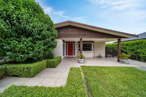 Photo of property in 20 Patterson Road, Hurworth, New Plymouth, 4371