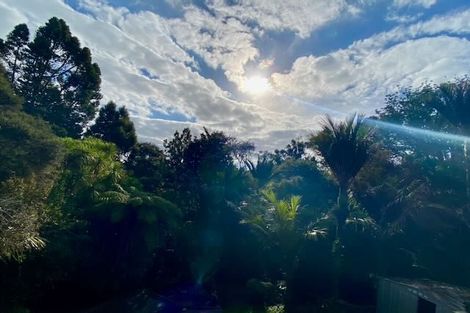 Photo of property in 581 South Titirangi Road, Titirangi, Auckland, 0604