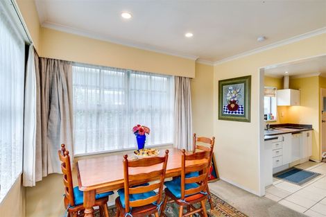 Photo of property in 22 Roskilda Crescent, Taradale, Napier, 4112