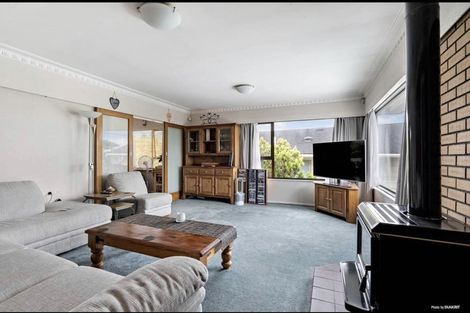 Photo of property in 18 Royal Road, Massey, Auckland, 0614
