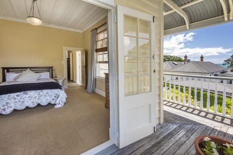 Photo of property in 42 Cheltenham Road, Devonport, Auckland, 0624