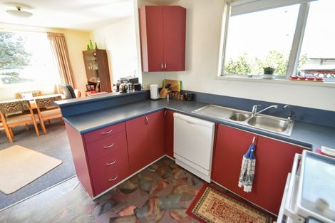 Photo of property in 16 Black Peak Road, Omarama, 9412