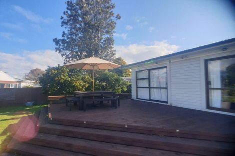 Photo of property in 32 Resolute Way, Papakura, 2110