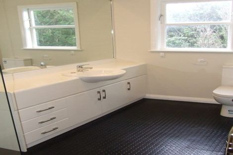 Photo of property in 132 Grafton Road, Roseneath, Wellington, 6011