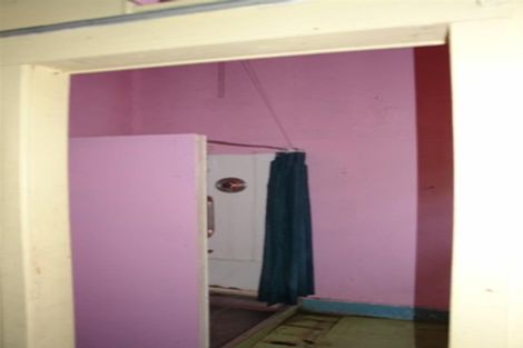 Photo of property in 17 Gloag Street, Waverley, 4510
