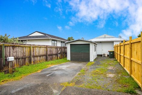 Photo of property in 2/45 Dominion Road, Papakura, 2110