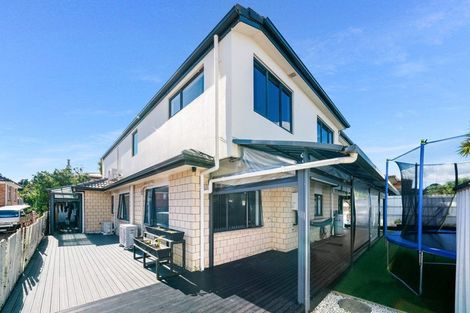 Photo of property in 57a Halver Road, Hillpark, Auckland, 2102