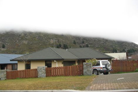 Photo of property in 48 Elm Tree Avenue, Frankton, Queenstown, 9300
