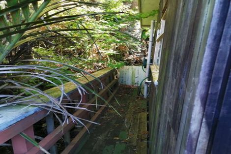 Photo of property in 45 Takahe Road, Titirangi, Auckland, 0604