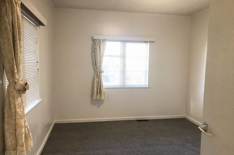 Photo of property in 12-14 Clevedon Road, Papakura, 2110