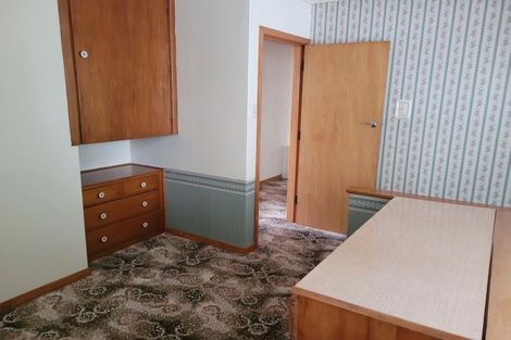 Photo of property in 221 Tukapa Street, Westown, New Plymouth, 4310