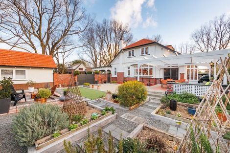 Photo of property in 3 Elmira Avenue, Hokowhitu, Palmerston North, 4410