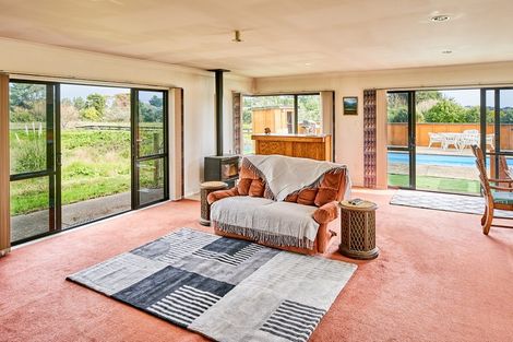 Photo of property in 12 Te Horo Beach Road, Te Horo, Otaki, 5581