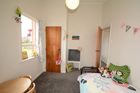 Photo of property in 24 Lock Street, Saint Clair, Dunedin, 9012