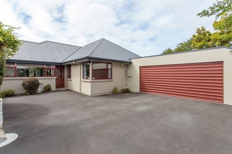 Photo of property in 16a Ambleside Drive, Burnside, Christchurch, 8053