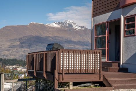 Photo of property in 8b Kiely Lane, Queenstown, 9300