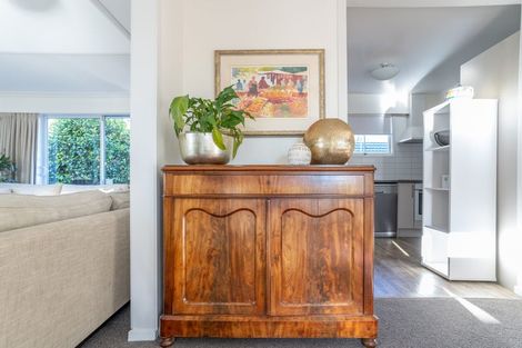 Photo of property in 42 Wairarapa Terrace, Merivale, Christchurch, 8014