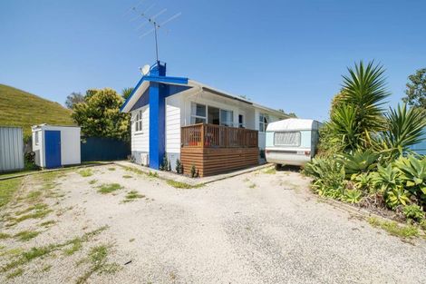 Photo of property in 49 Lyell Road, Outer Kaiti, Gisborne, 4010