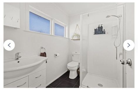 Photo of property in 73a Awaroa Road, Helensville, 0800