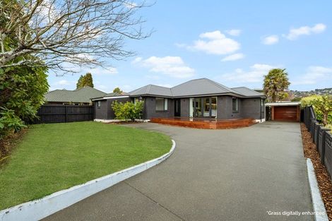 Photo of property in 1 Nutfield Lane, Cashmere, Christchurch, 8022