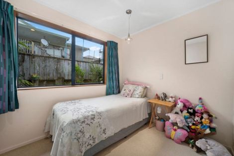 Photo of property in 19 Angel Way, Stanmore Bay, Whangaparaoa, 0932