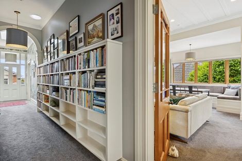 Photo of property in 9 Farquharson Street, Opoho, Dunedin, 9010