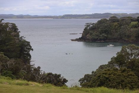 Photo of property in 206 Cape Rodney Road, Leigh, 0985