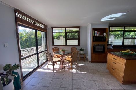 Photo of property in 58 Ardern Avenue, Stanmore Bay, Whangaparaoa, 0932