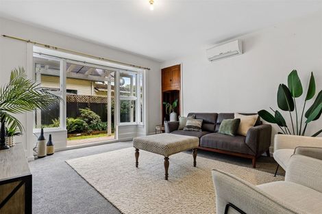 Photo of property in 32 Massey Crescent, St Albans, Christchurch, 8014