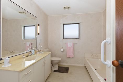 Photo of property in 32 Coronation Road, Morrinsville, 3300