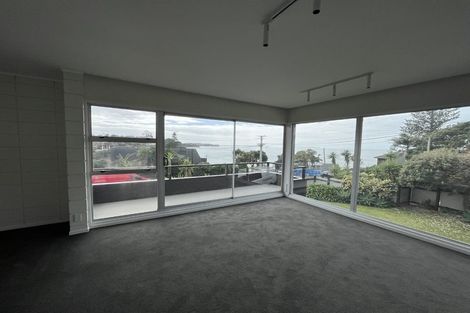 Photo of property in 1/42 Rothesay Bay Road, Rothesay Bay, Auckland, 0630