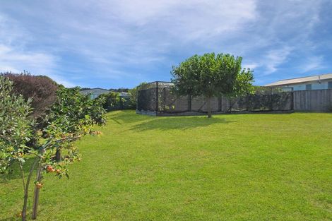 Photo of property in 3 Kent Terrace, Foxton Beach, Foxton, 4815