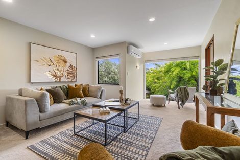 Photo of property in 5 Mizen Court, Torbay, Auckland, 0630