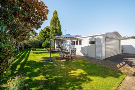 Photo of property in 2 Saint Olpherts Avenue, Hamilton East, Hamilton, 3216