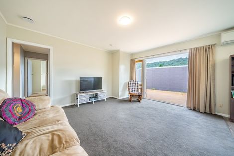Photo of property in 3a Hector Grove, Trentham, Upper Hutt, 5018