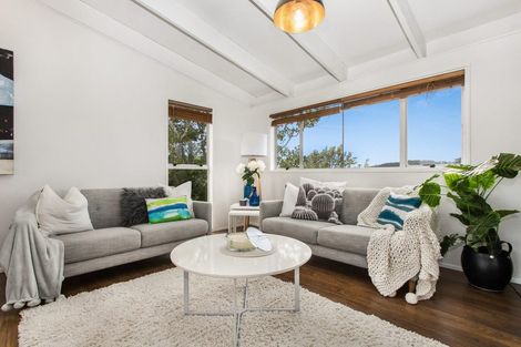 Photo of property in 118 Glengarry Road, Glen Eden, Auckland, 0602