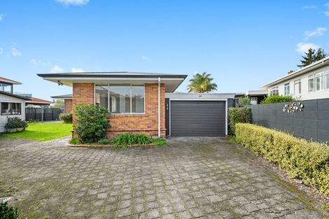 Photo of property in 44 Beerescourt Road, Beerescourt, Hamilton, 3200