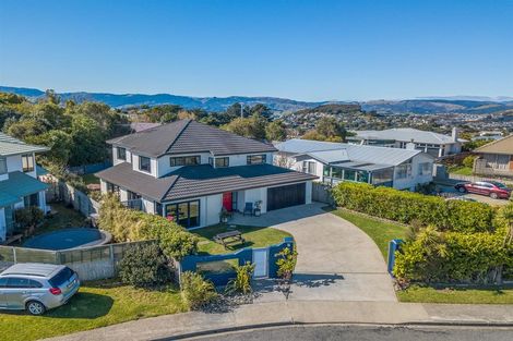 Photo of property in 2 Seascape View, Paremata, Porirua, 5024
