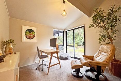 Photo of property in 15 Harper Street, Chatswood, Auckland, 0626