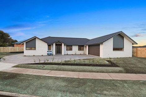 Photo of property in 7 Drower Glen, Flagstaff, Hamilton, 3210