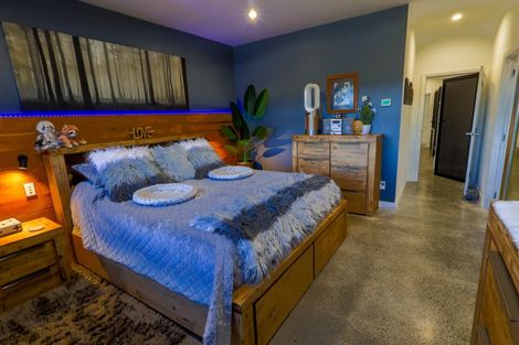 Photo of property in 57 Hawaiian Parade, Arkles Bay, Whangaparaoa, 0932