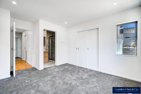 Photo of property in 74b Awaroa Road, Sunnyvale, Auckland, 0612