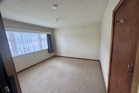 Photo of property in 33 Wellington Road, Wainuiomata, Lower Hutt, 5014