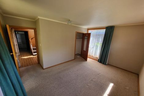 Photo of property in 13 Thompson Road, Bluff Hill, Napier, 4110