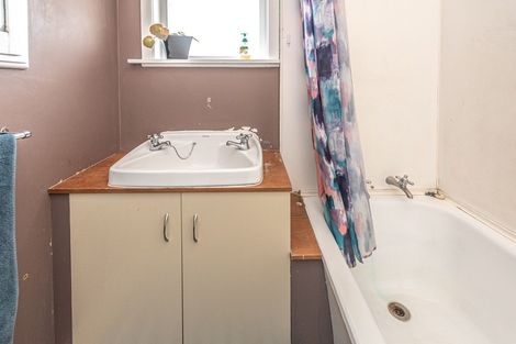 Photo of property in 27 Paterson Street, Aramoho, Whanganui, 4500