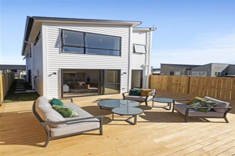 Photo of property in 47 Matakohe Road, Westgate, Auckland, 0814