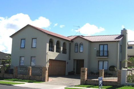 Photo of property in 48 Harbour View Road, Te Atatu Peninsula, Auckland, 0610