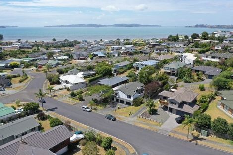 Photo of property in 12 Governor Grey Road, Snells Beach, 0920