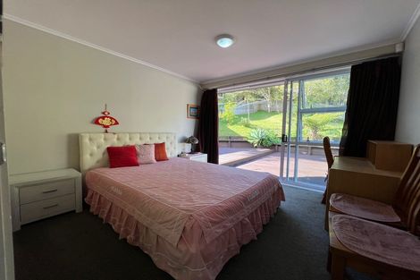 Photo of property in 49 Woodfern Crescent, Titirangi, Auckland, 0604