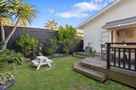 Photo of property in 1 Tasman Street, The Wood, Nelson, 7010